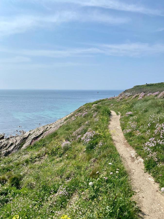 Pied A Terre Pour Des Vacances Au Bord De La Mer Ле-Конке Екстер'єр фото